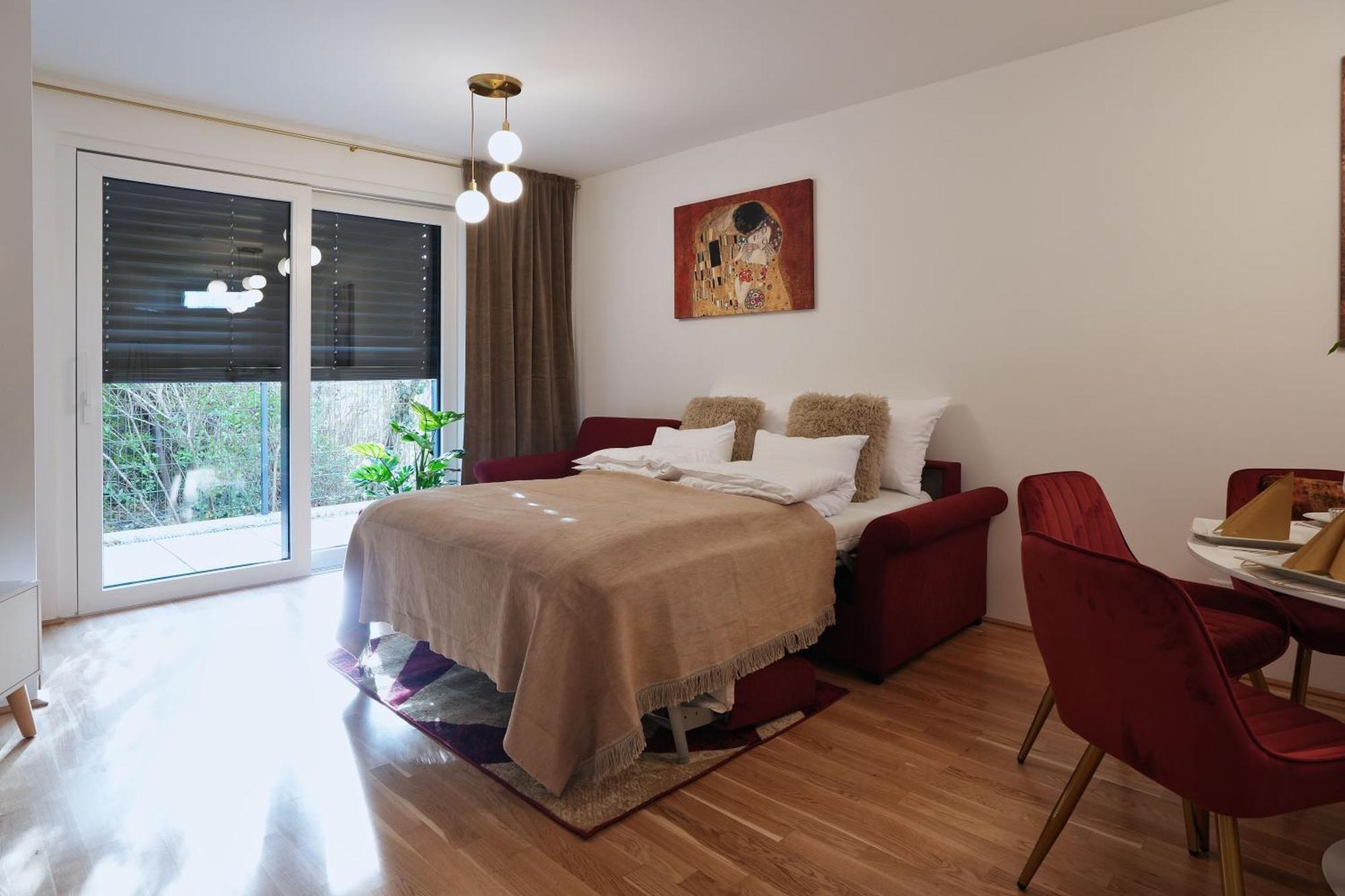 Modern Design Meets Green Comfort - Stay In Style At Carl'S Design Residences L Parking & Great Connection To City Center Vienna Luaran gambar